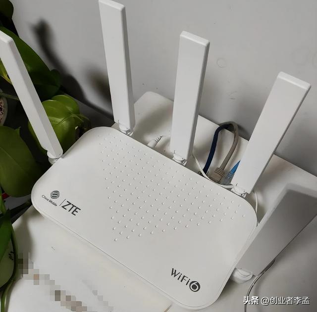 三大运营商的路由器能通用吗？运营商的定制款的路由器能不能买？