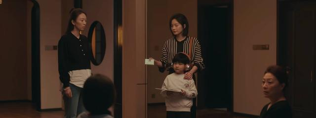 《四喜》直到许知夏救何丽华一命，才知，沈明珠靠什么赚到1000万