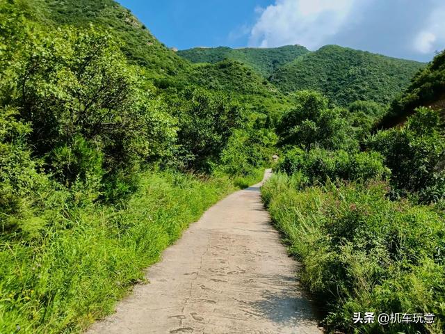 文字版【润在北京】万里长城还有“样板间”？摩托打卡样边长城