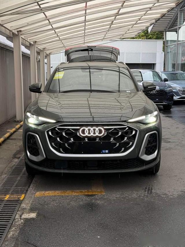 20万出头，买全新Q5L？奥迪这回把混动都搞来了！