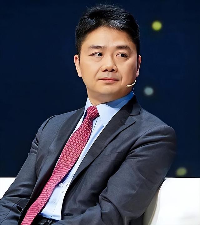刘强东上千亿身家背后，儿子却是他一生的痛，感谢章泽天视如己出