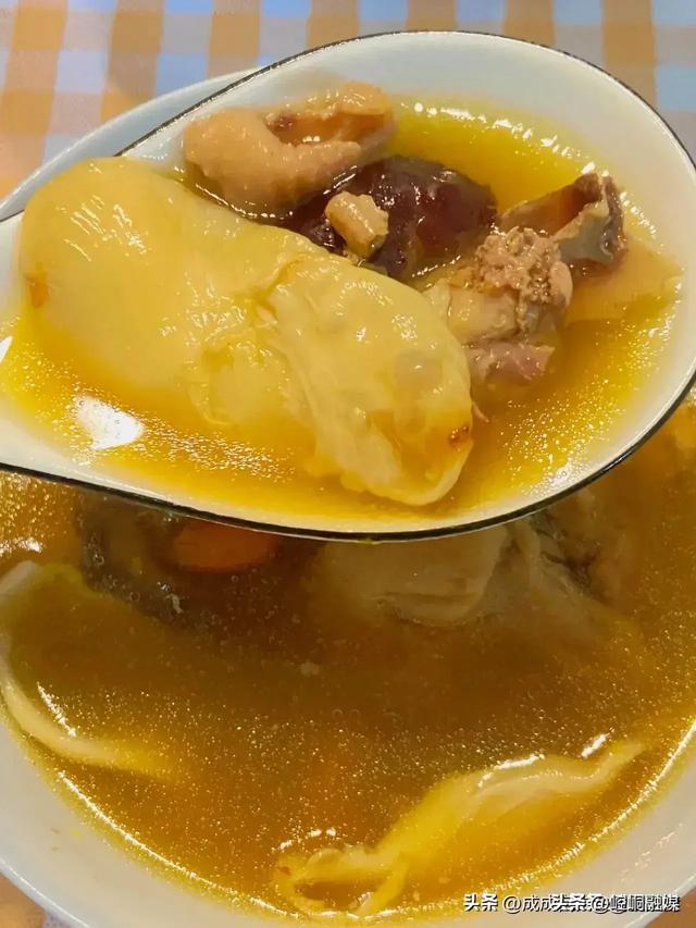 黄豆炖花胶 2026年花胶可以煲黄豆吗 黄豆炖花胶 2026年花胶可以煲黄豆吗