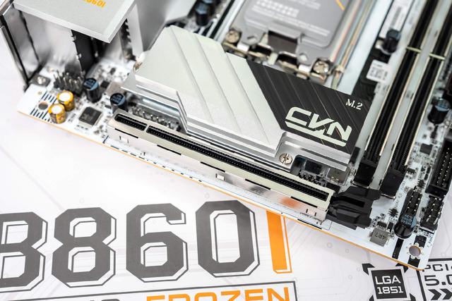 双11装机怎么省？供电强、扩展足！七彩虹主板用性价比帮你省