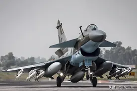 36架“阵风”白买了，巴铁增购歼10CE，印度正在失去空中优势图片