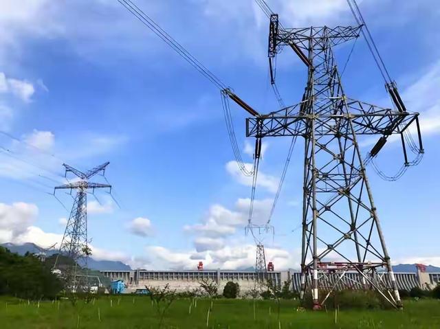 三峡大坝已经运行了20多年，当初投入的2500多亿元，如今回本了吗