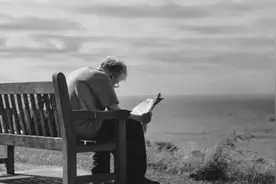 春节，如果没人找你吃饭、聚会，电话也很少，说明了三个状况图片