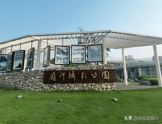 成都市内超级大草坪，美得让人惊叹，是摄影者的天堂，公交车直达
