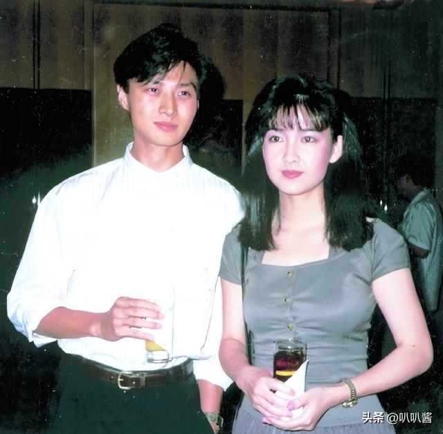 被戴8次绿帽子，3次被捉奸在床，这就是我们“玉女”守卫的爱情