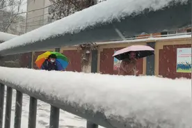 乌鲁木齐暴雪！图片