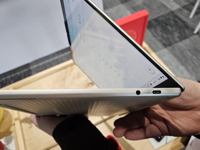 全球首款带NPU的 Chromebook 体验来了！AI让打工人更聪明地摸鱼