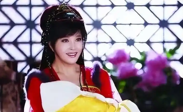 钱再多有什么用？75岁的“风流妖精	”刘晓庆	，已经走上另一条道路