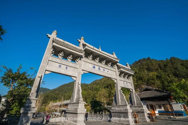 我愿称腾冲为秋季的天花板!银杏、温泉、古镇,来过的人都不想走