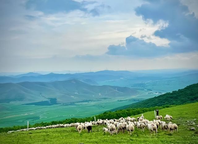 旅行想省钱还想美？国内 "撞脸景观"出炉，人少景美性价比拉满