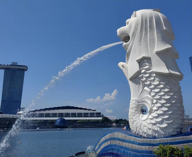 砸10亿新元赌未来！新加坡滨海湾大搞康养地标，是福利还是负担？