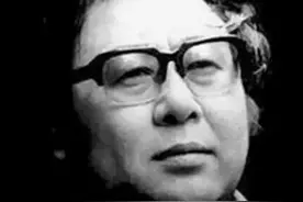 1988年，路遥为《平凡的世界》画上句号，将笔扔出窗外，嚎啕大哭图片