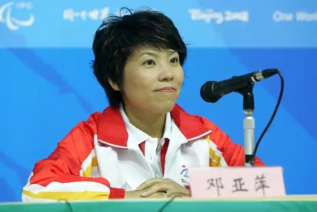 涉贪腐被带走、败光20亿	、移民改国籍，邓亚萍身上的谣言太离谱