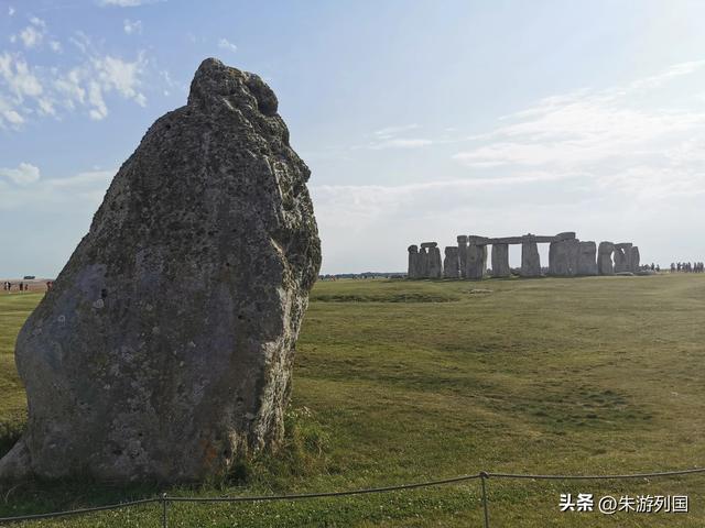 750年牛津，5000年巨石阵，一场与时间赛跑之旅