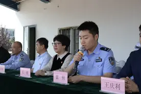 官宣:吴霞任哈六中校长！图片