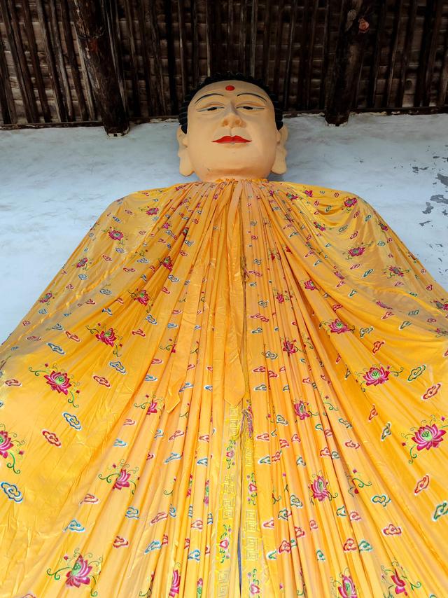 坡上孤塔——万荣八龙寺塔