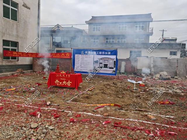 陕西小伙的自建房火了，因外观简洁而走红，网友：这才是豪宅！