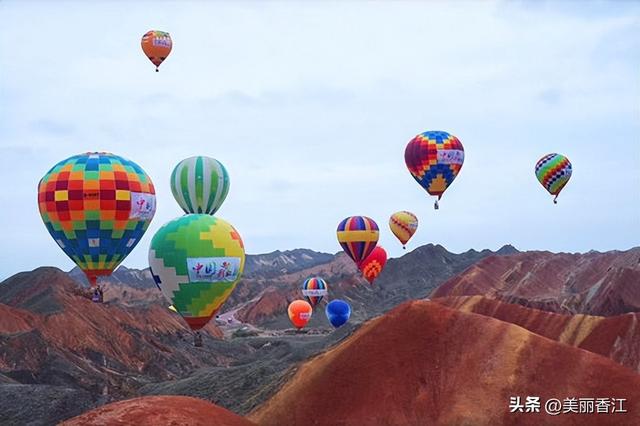 第五届张掖七彩丹霞热气球嘉年华即将开幕