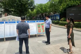 南京6万余名考生明起中考 考场准备工作已就绪图片