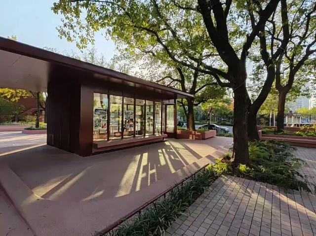 典藏上海,向新而生!上海市城市建设档案馆打开围墙,与市民共享单位附属绿地空间