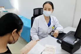 女性体毛比较多，说明了什么？体毛旺盛，激素不平衡？医生告诉你图片