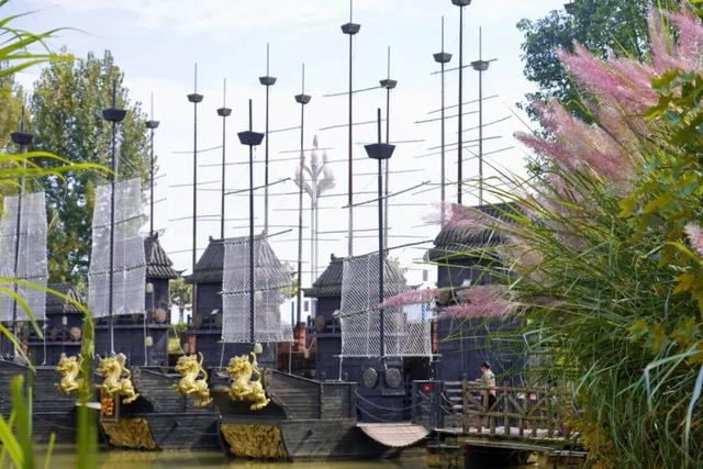 诸葛古镇冬日福利预告来啦！直播互动抽门票，文创盲盒藏惊喜