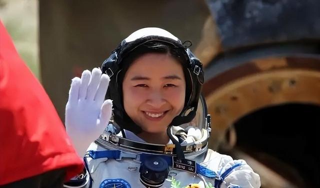 航天女侠刘洋：出征太空前夜丈夫撒下大谎人间蒸发，她却选择原谅