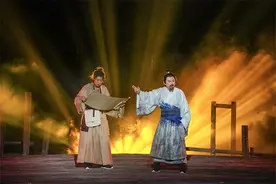艺术节·台前幕后丨一江春水向东流，为何唯有黄浦向北望？图片