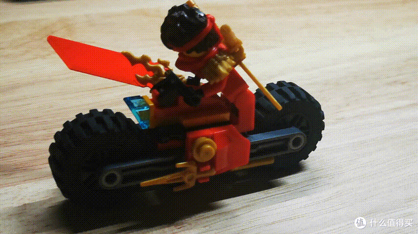 乐高幻影忍者6月新品：71838凯的急速摩托车追击套装开箱实测
