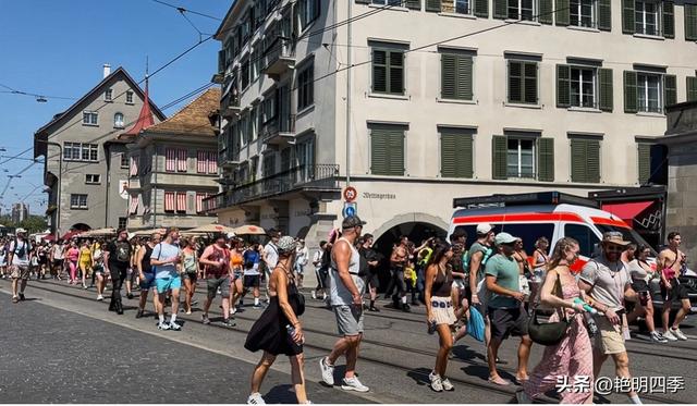欧游杂记（6）‖ 遇见一个宁静与狂欢同在的苏黎世