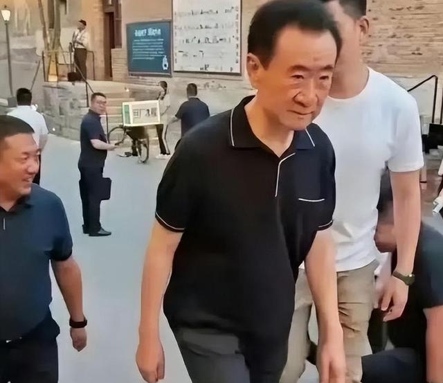 风流成性、挥霍无度，37岁“纸醉金迷”的王思聪，再次传出大丑闻