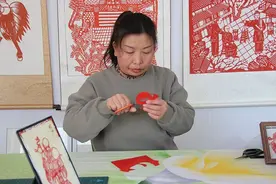 长子县：非遗剪纸迎新春 蛇年窗花添喜庆图片