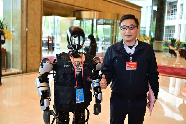 中国掌控全球命脉！稀土管制新政出台，人形机器人引爆新需求