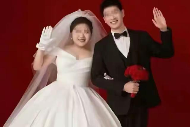 新郎婚礼跳河后续！身份曝光：西安教师，父母务农掏空家底