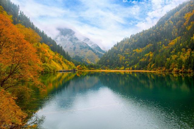 9月10月适合去的10个目的地，早秋的颜值巅峰，都在这里了