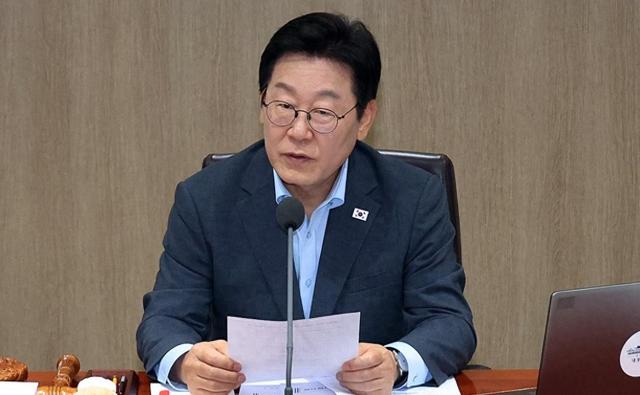 韩国特使团抵达北京，下飞机的第一句话不简单，中方回应很干脆
