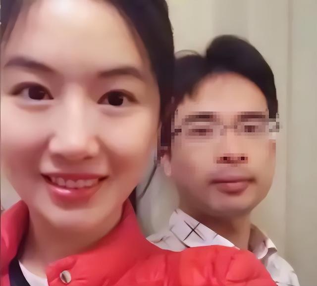 42天逼死千万富豪！翟欣欣被判12年罚款10万，网友炸锅：太轻了！