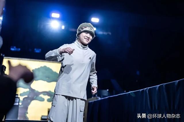 17岁中国女孩，在日本“踢馆”成功！