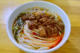 排尿很黄，异味很大，这是身体在你向你暗示这五件事情图片