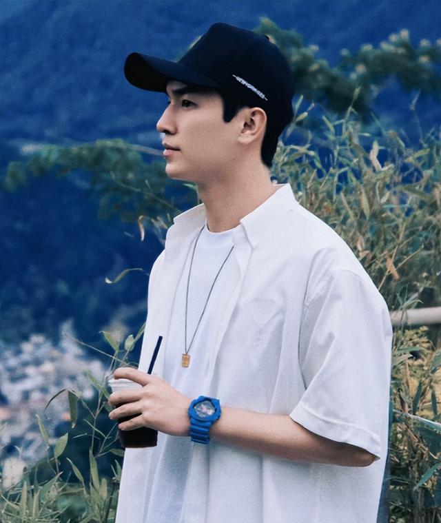 杨旭文坦白和陈若琳真实关系，担心的事发生	，8年前闹剧就开始了