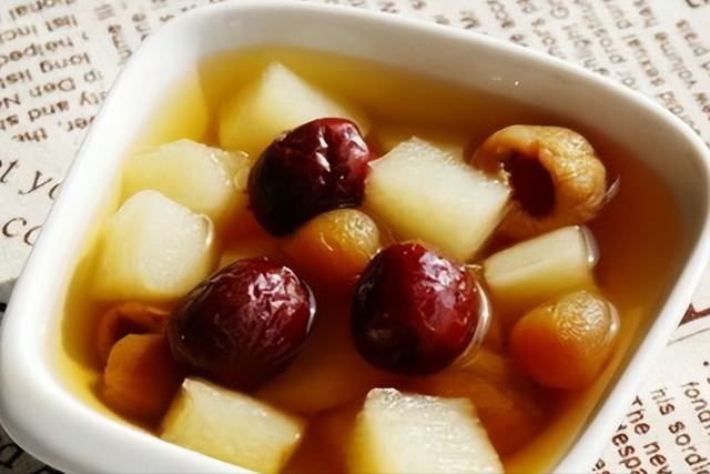 比芋头养人，比红薯通便，中老年要多吃	，养肝排毒健脾胃！