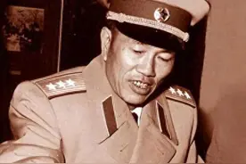 庐山会议后，副总参谋长邓华被下放到四川，李井泉：你得挺住啊图片