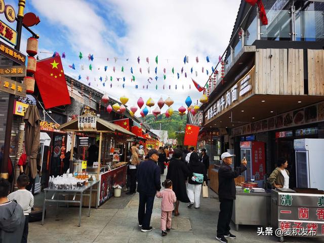 【多彩“双节” 畅游麦积】赏秦腔看杂技 观铁花品美食 天水白鹿仓解锁国庆假期游玩新体验