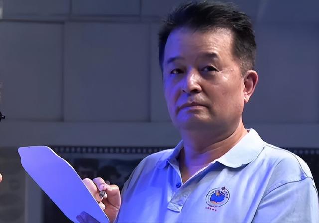 66岁毕福剑也没想到，自己败光的体面，如今被29岁的女儿挣了回来