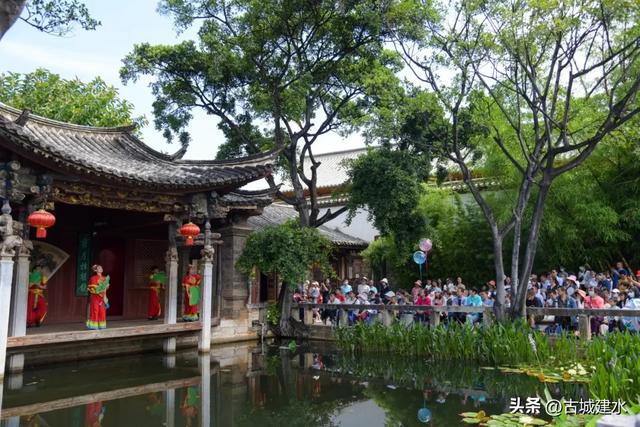 建水：借节日人流 铸民族同心​