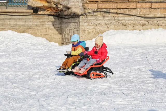 2万㎡超大雪场敞开玩儿!龙潭冰雪节焕新升级→
