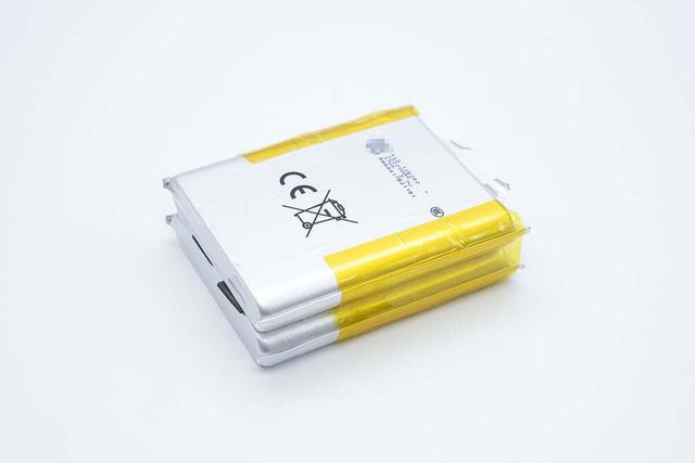 用的这家厂商电芯？老合作客户了，小米22.5W自带线充电宝拆解